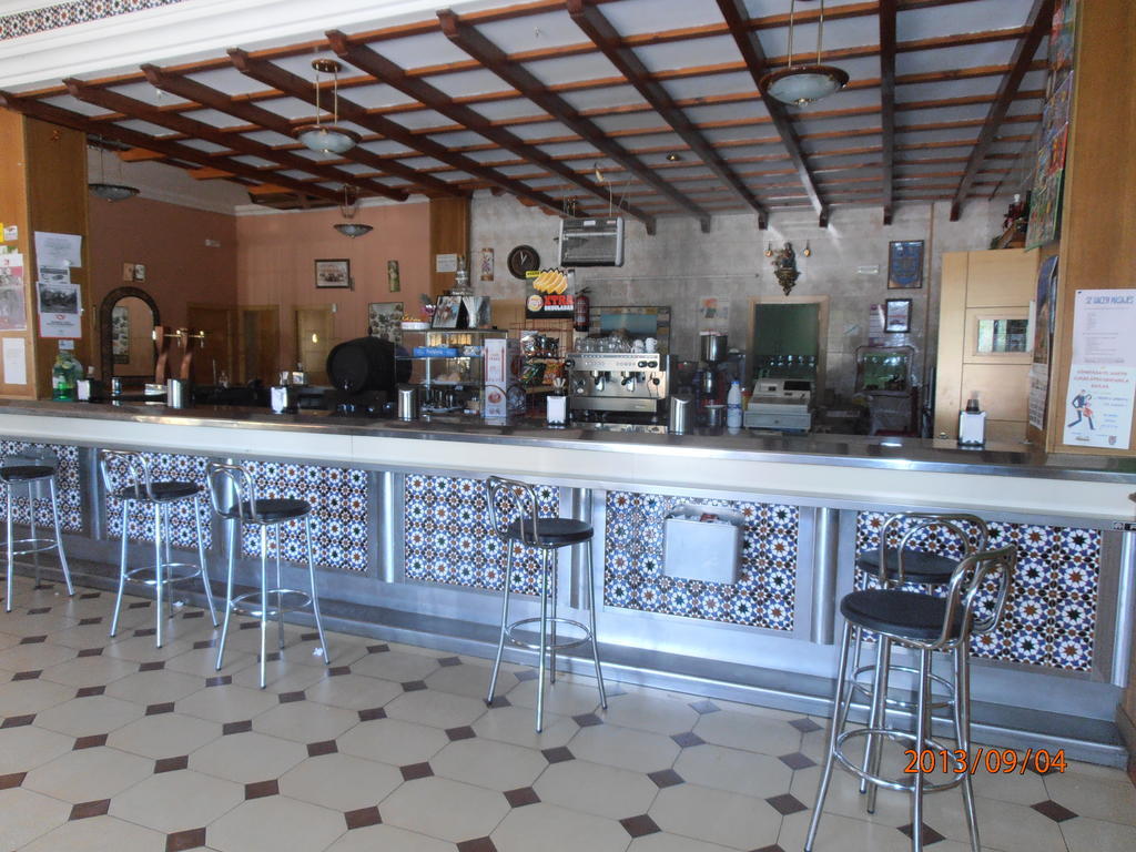 Hostal Restaurante Las Rejas Archidona Eksteriør billede