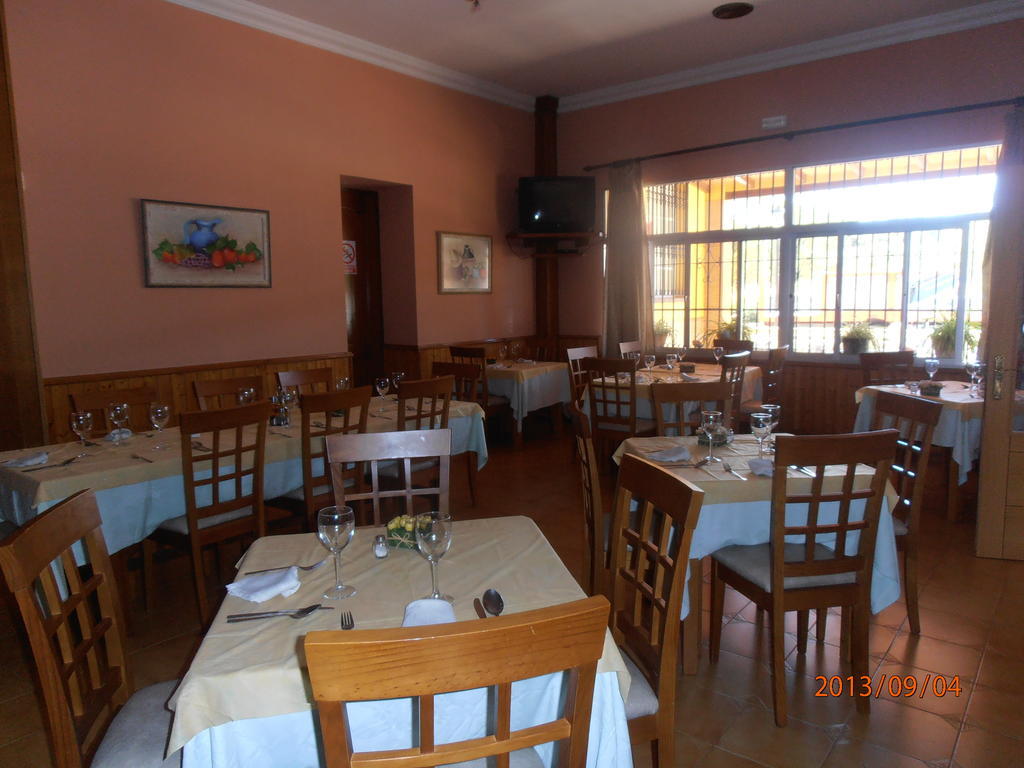 Hostal Restaurante Las Rejas Archidona Eksteriør billede